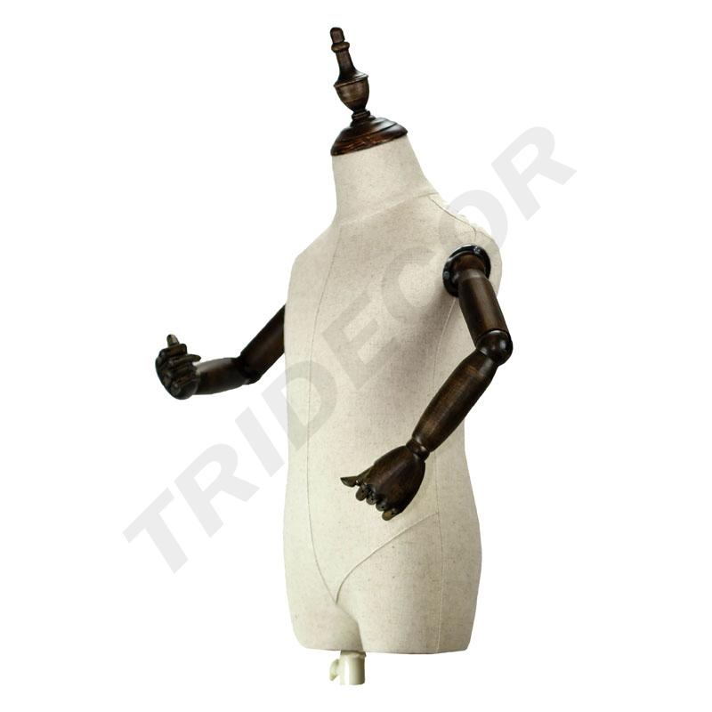 040380-Busto-infantil-de-tela-con-brazos-articulados-tridecor