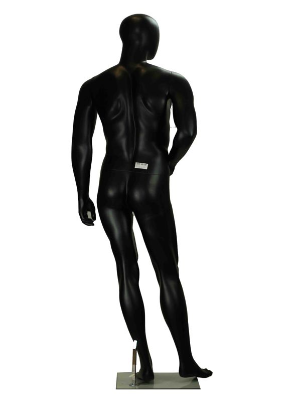 Maniquí lacado en negro mate sin características con brazo doblado