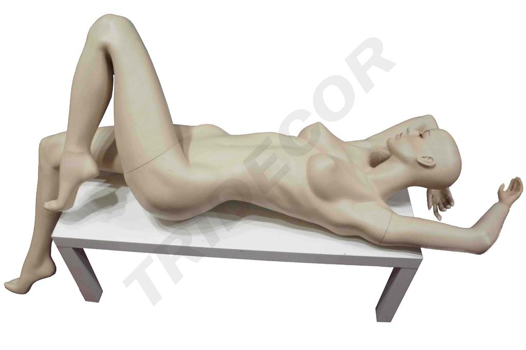 040281-maniquí-mujer-tumbada-color-carne-tridecor