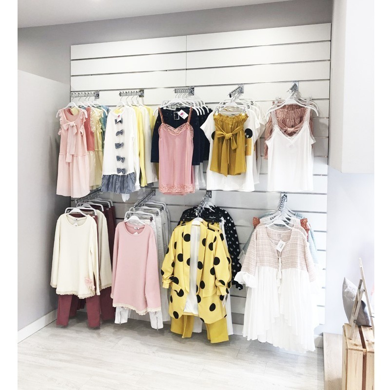 045010-Panel-de-lamas-blanco-mate-7-guías-120-x-120-cm-tridecor