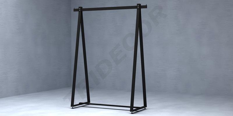 Perchero De Forma Triangular Color Negro 150X120X48 Cm Tridecor
