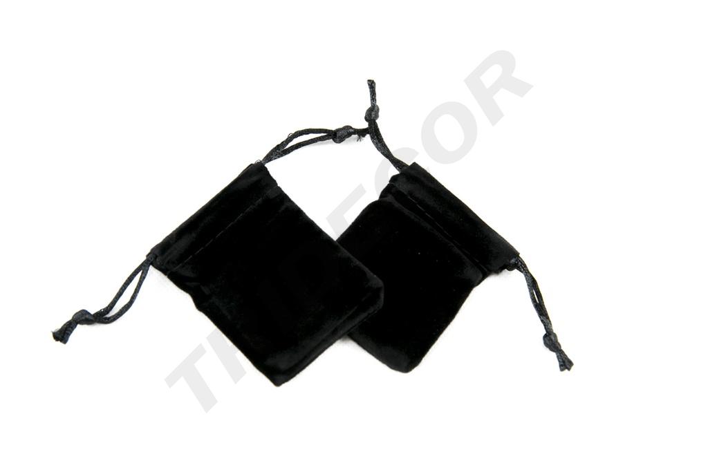 009700-Bolsas-cierre-cordón-en-terciopelo-negro-tridecor