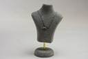 Expositor de Collar de Terciopelo Gris 15X6X9.5cm