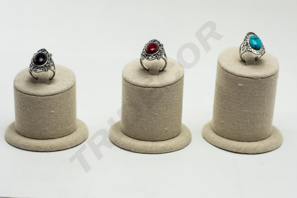 Expositor de Anillos de Lino Beige 3 Alturas