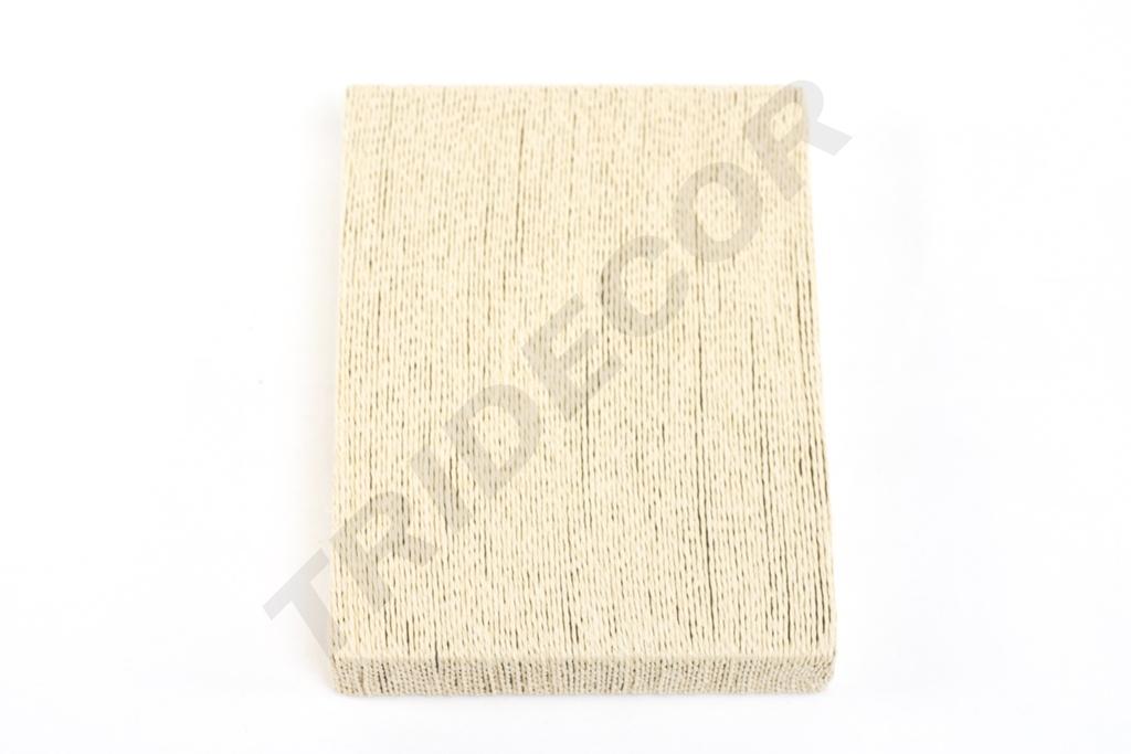 Base cubierta con cuerda beige