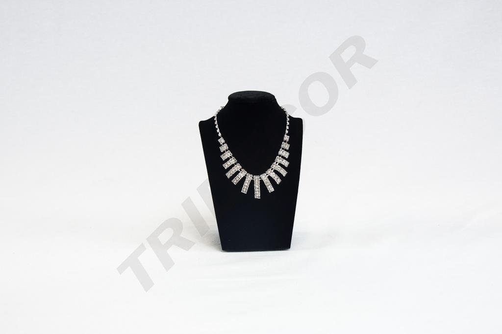 Expositor de Collares de Terciopelo Negro