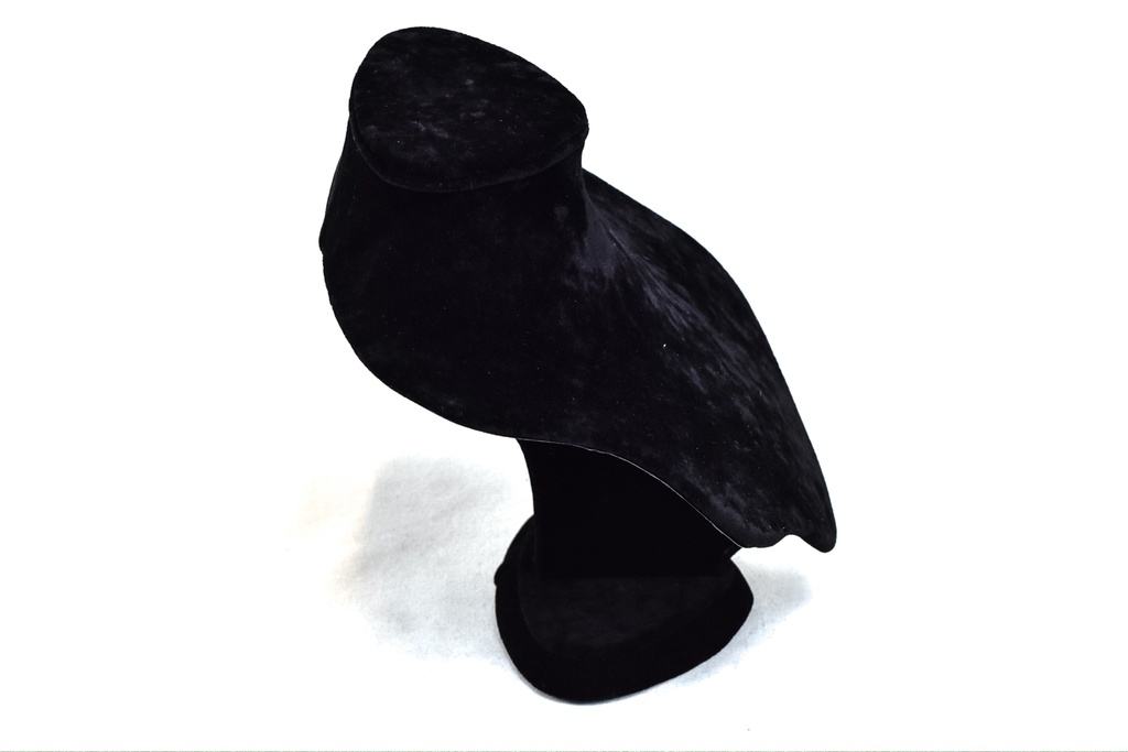 Exhibidor grande de collar de terciopelo negro