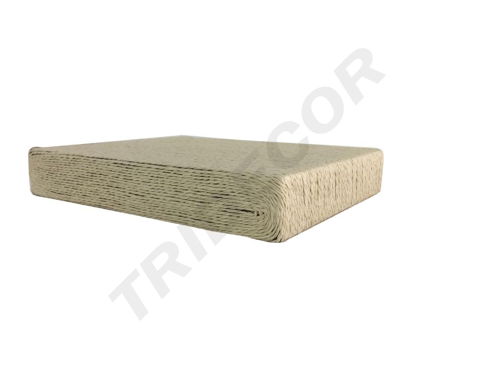 Base cubierta con cuerda beige