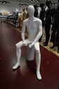 Maniquí de Hombre Sentado de Fibra de Vidrio Blanco Brillante