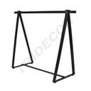 Perchero De Forma Triangular Color Negro 150X120X48 Cm Tridecor