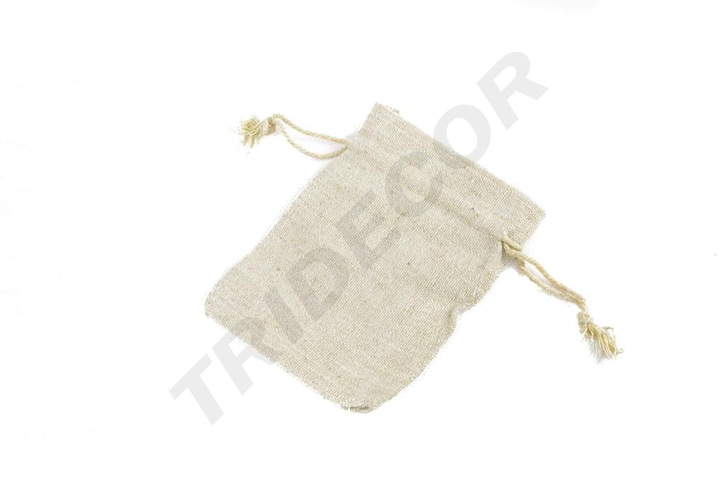 009418-Bolsas-con-cierre-cordón-en-tela-delino-12x9-cm-tridecor