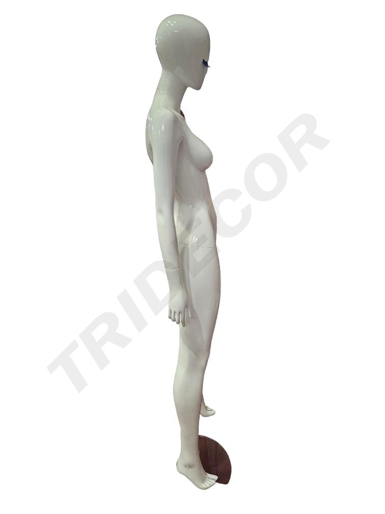 040829-Maniquí-abstracto-con-pestaña-azul-blanco-brillo-tridecor