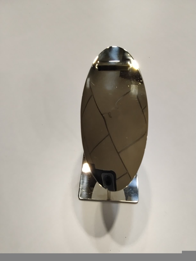 Expositor-de-Calzado-Ovalado-en-Acero-Cromado-tridecor