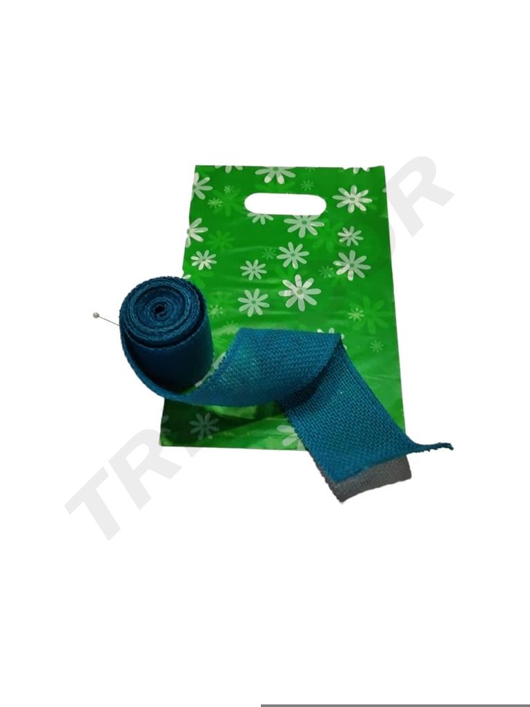 010082-Bolsas-de-plastico-verde-con-margaritas-16-x-25-cm-100-unidades-tridecor