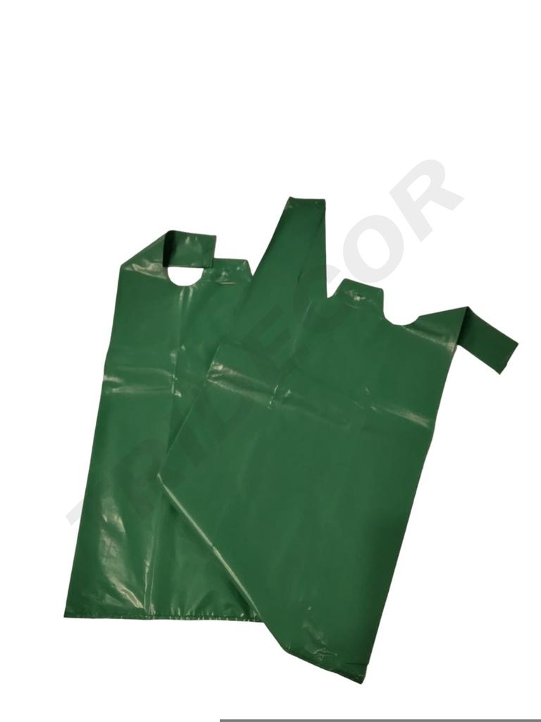 Bolsa de plástico tipo camiseta verde 70% reciclada 42X53 cm