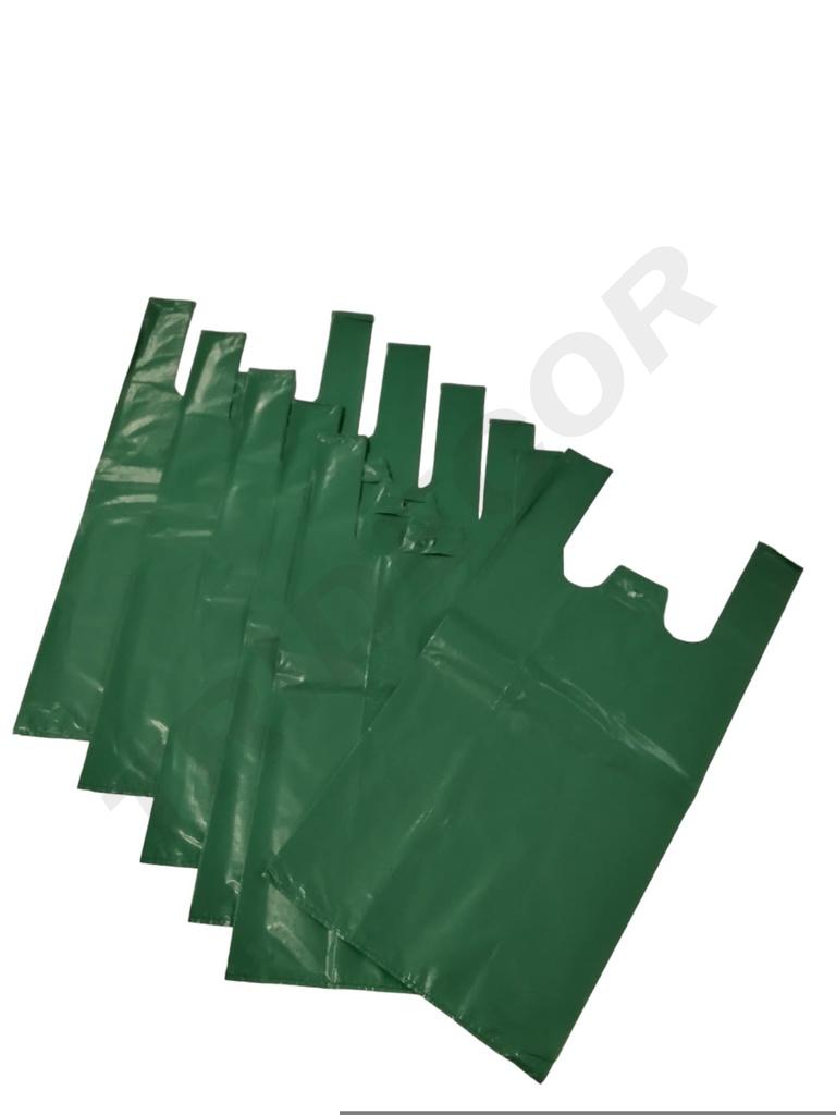 Bolsa de plástico tipo camiseta verde 70% reciclada 42X53 cm