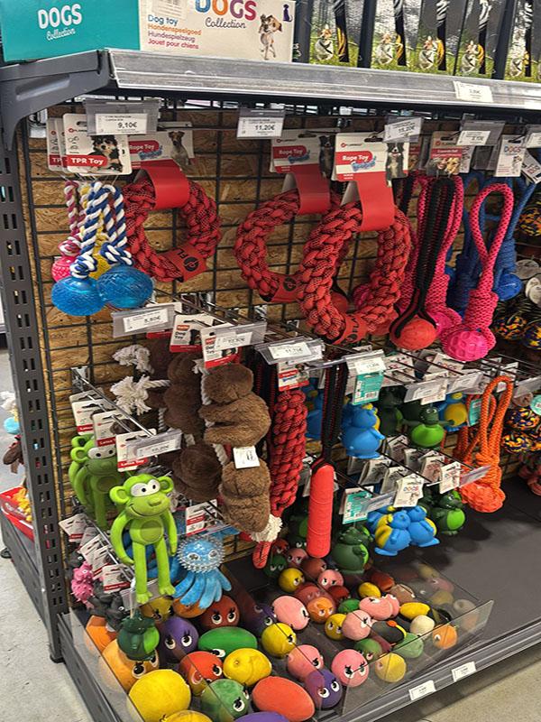 Estantería-Gris-con-malla-tridecor