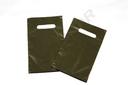 010073-Bolsas-de-plástico-asa-troquelada-16-x-25-cm-puntos-dorados-tridecor