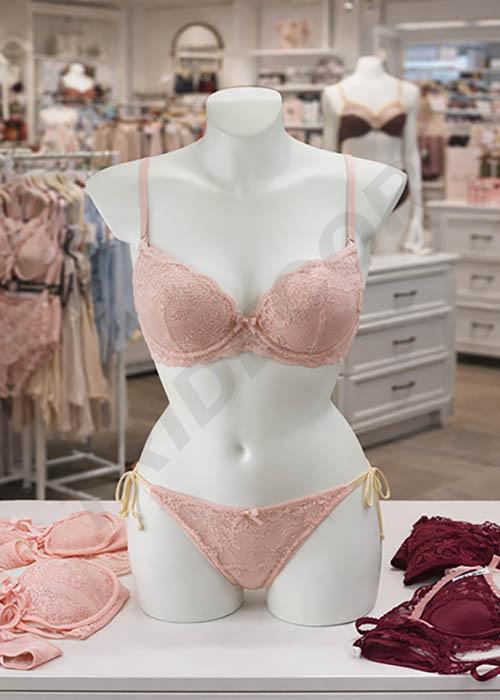 040296-Busto-de-mujer-blanco-brillo-tridecor