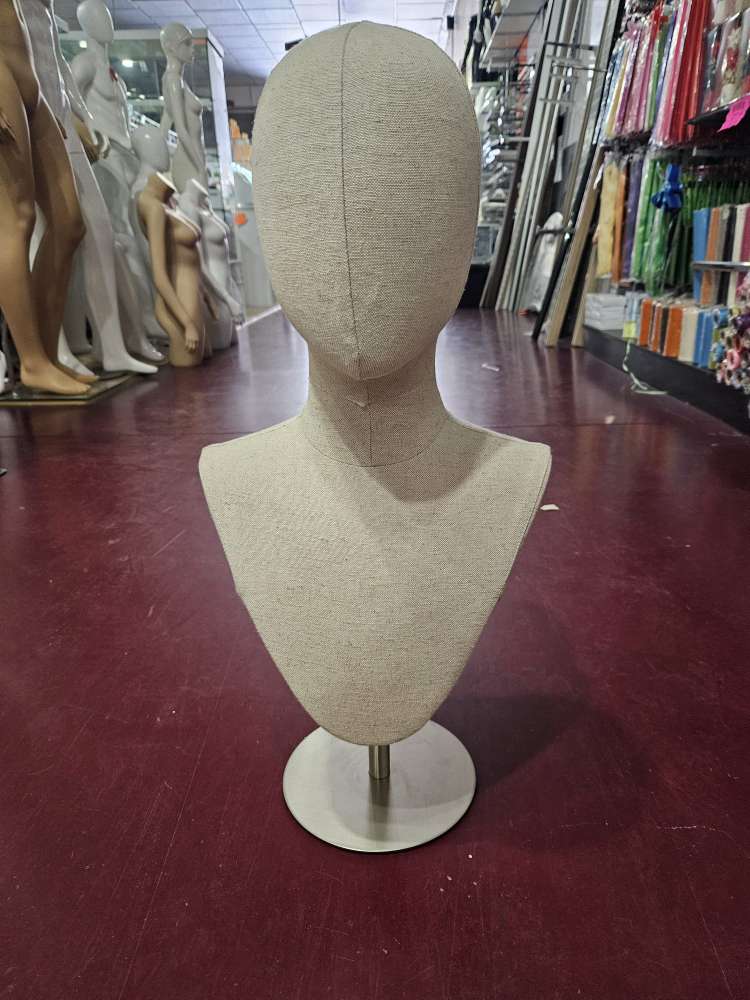 女胸模带不锈钢底座 Busto Corto Pecho de Mujer Con Base Acero Inox