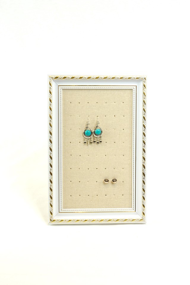 Small Beige Linen Earring Frame 25X30cm