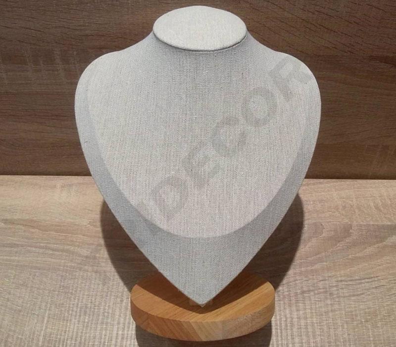 Coliere de tip bib din țesătură de in și lemn mărimea M