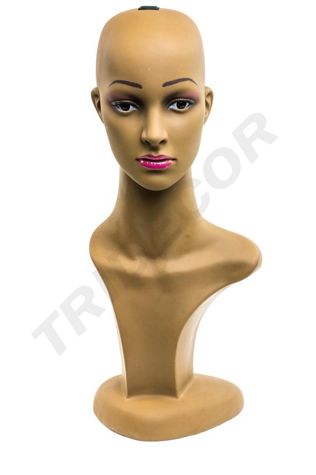 Kopf einer brünetten Frau