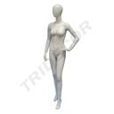 Mannequin femme sans visage en blanc mat avec main sur la taille