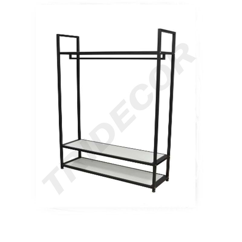 Perchero negro con 3 estantes de madera, Medidas: 179X120X35.5cm