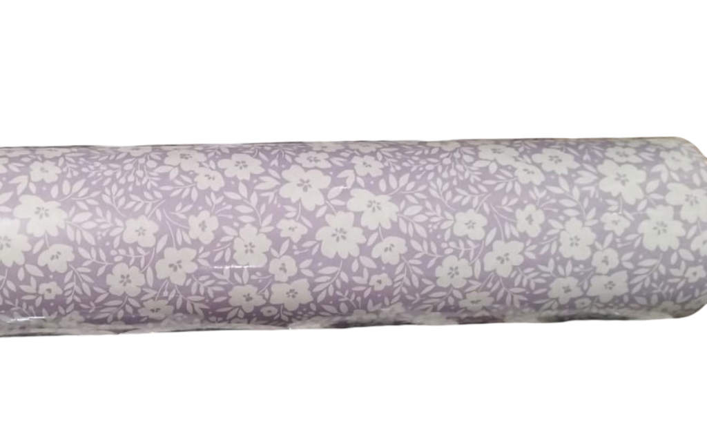 Bobina de Papel Regalo Fondo Lila Y Flores Blancos 62 cm