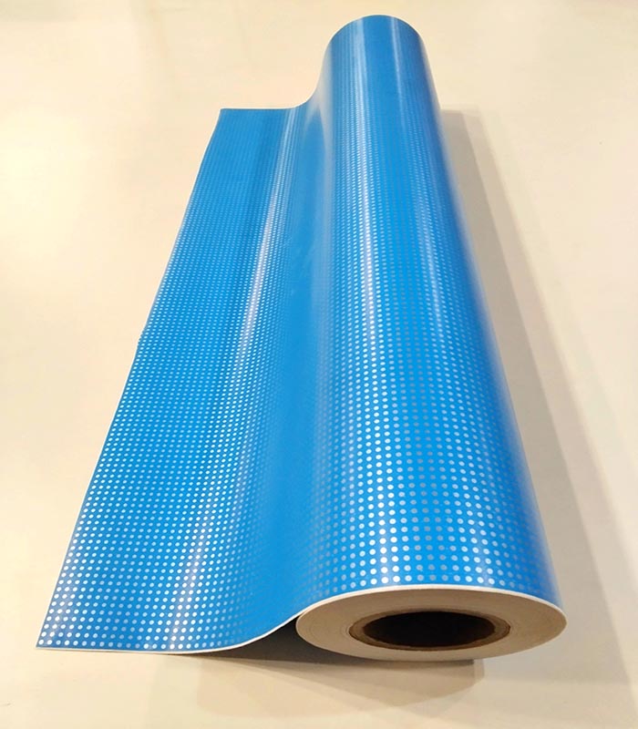 Blaue Geschenkpapierrolle mit silbernen Punkten, 62 cm breit