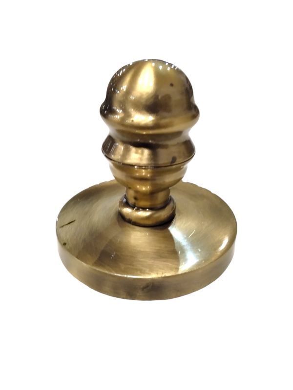 Tapa metal dorado para maniqui