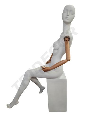 [041272] Maniquí Mujer Sentado Blanco Mate Brazo Claro